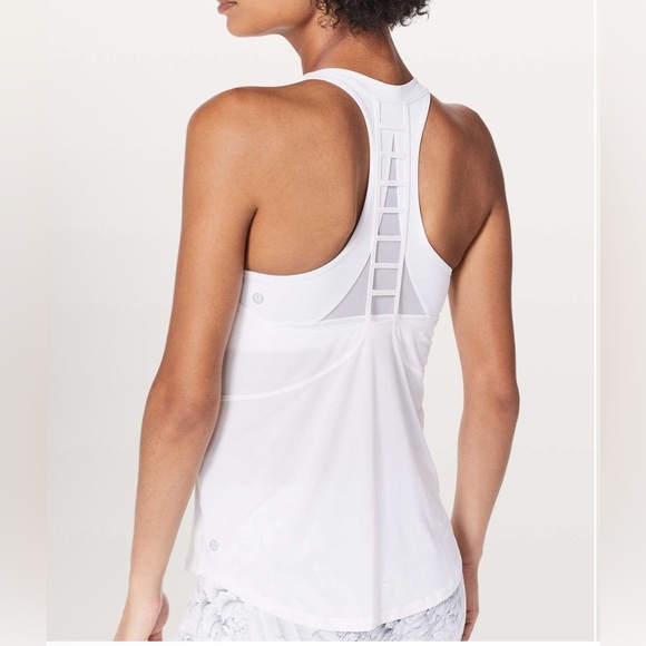 🍋 Lululemon EUC Breezy Singlet in Light Pink - Sz 10 - Picture 1 of 11